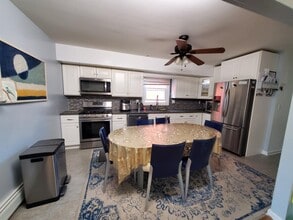 159 W 21st St in Bayonne, NJ - Building Photo - Building Photo