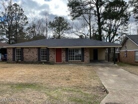 35 Lance Dr in Brandon, MS - Building Photo