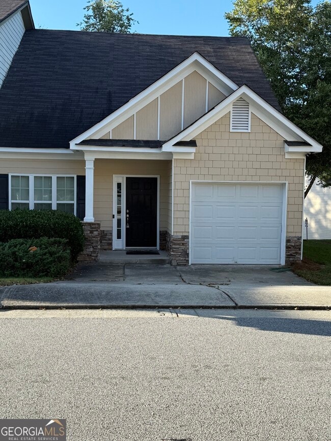 6856 Gallier St in Lithonia, GA - Building Photo - Building Photo
