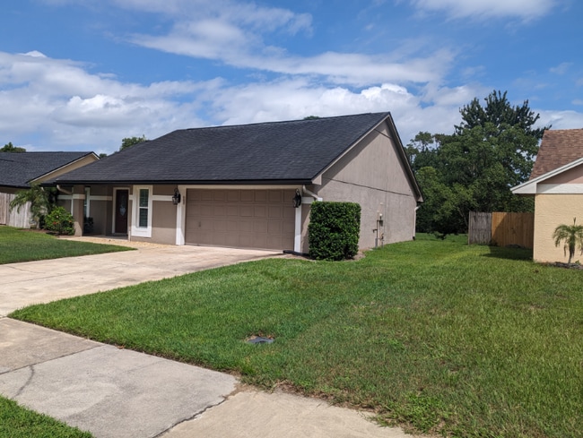 property at 1043 Weaver Dr