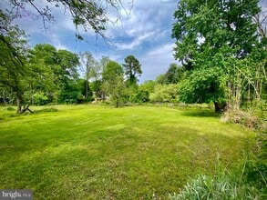 99 Ivy Ave in Moorestown, NJ - Building Photo - Building Photo