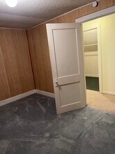 14 Marshall Ave, Unit Village upper in Akron, NY - Foto de edificio - Building Photo