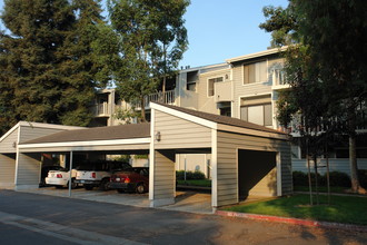 Meadowbrook in Fremont, CA - Building Photo - Building Photo