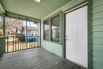 250 Vernis Ave in Jacksonville, FL - Building Photo - Building Photo