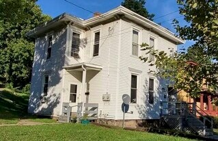 616 Lodi St in Syracuse, NY - Building Photo