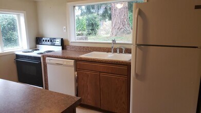 900 Key St-Unit -#B102 in Bellingham, WA - Building Photo - Building Photo