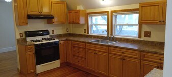 351 Essex St, Unit 2 in Swampscott, MA - Building Photo