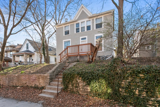 4132 Locust St in Kansas City, MO - Building Photo - Building Photo