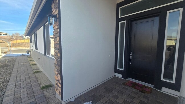 3152 Orrizonte Ter in Reno, NV - Building Photo - Building Photo