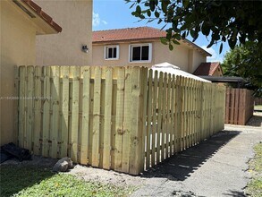 17354 NW 74th Ave in Hialeah, FL - Building Photo - Building Photo