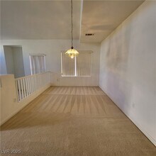 211 Tayman Park Ave in Las Vegas, NV - Building Photo - Building Photo