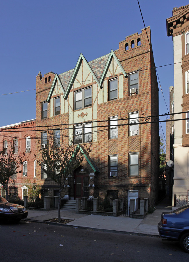 168 Harrison Ave in Jersey City, NJ - Building Photo - Building Photo