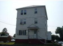 483 Laurel Hill Ave in Cranston, RI - Building Photo - Building Photo