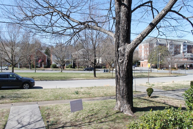 2312 Richelieu Ave SW in Roanoke, VA - Building Photo - Building Photo