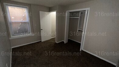 865 Nims in Wichita, KS - Building Photo - Building Photo