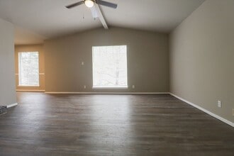 4313 E 68th St in Tulsa, OK - Building Photo - Building Photo