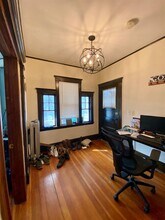 270 Harvard St, Unit 1 in Medford, MA - Building Photo - Building Photo
