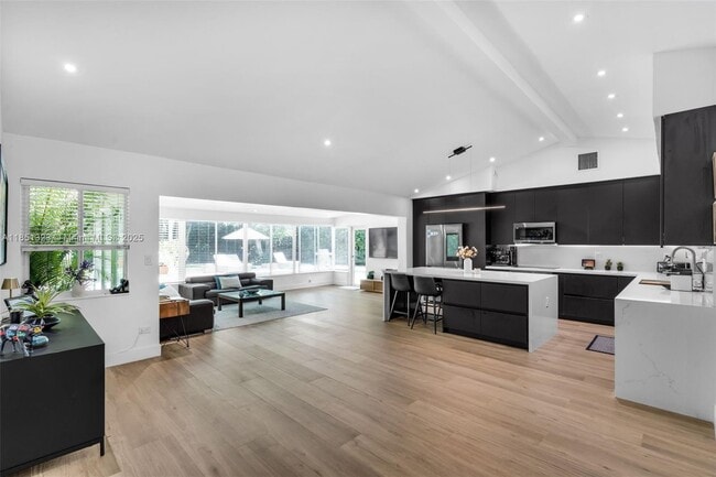12700 SW 80th Ave in Miami, FL - Building Photo - Building Photo
