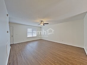 4864 Ark Ln in Murfreesboro, TN - Foto de edificio - Building Photo