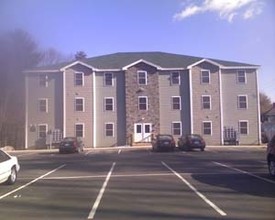 Residences at Cocheco River in Dover, NH - Foto de edificio - Building Photo