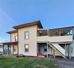 5 Bristol St in Southington, CT - Building Photo - Building Photo