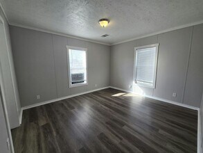 12130 US Hwy 41 S in Gibsonton, FL - Building Photo - Building Photo