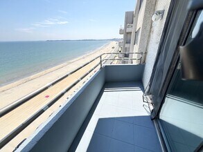 510 Revere Beach Blvd, Unit 1105 in Revere, MA - Foto de edificio - Building Photo