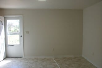 5808 Red Oak Rd in Red Oak, NC - Building Photo - Building Photo