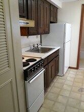 1410 Acre St in Duluth, MN - Building Photo - Building Photo
