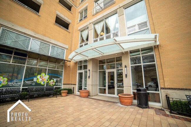 1640 Maple Ave in Evanston, IL - Building Photo - Building Photo