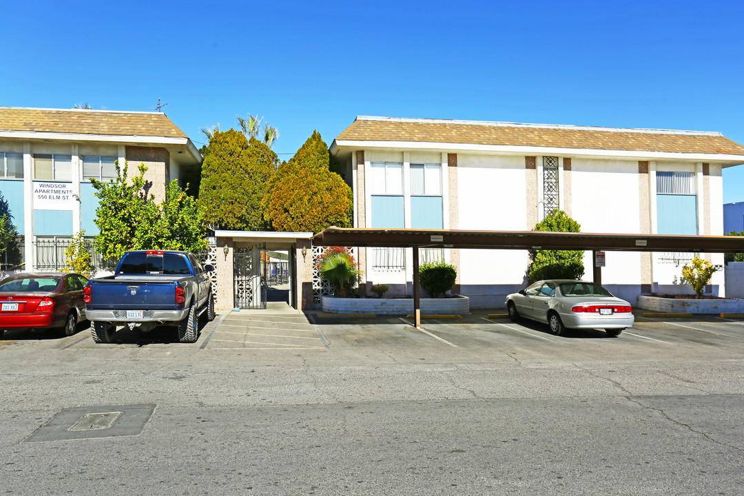 Windsor Apartments in Las Vegas, NV - Building Photo