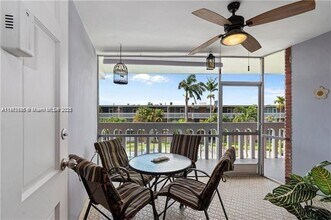 161 NE 10th Ave in Hallandale Beach, FL - Building Photo - Building Photo