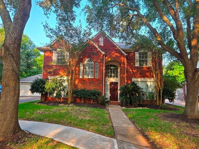 property at 1611 Monvale Ln