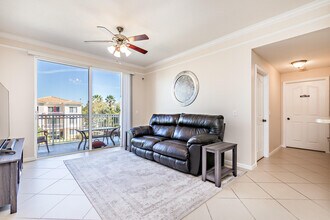 5308 Myrtlewood Cir E in Palm Beach Gardens, FL - Building Photo - Building Photo