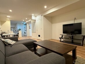 46265 Hope River Rd in Chilliwack, BC - Building Photo - Building Photo