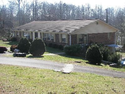 15 Lick Creek Rd in Dawson Springs, KY - Building Photo