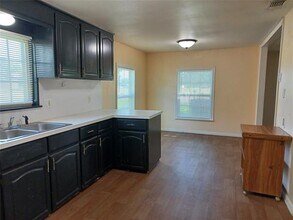 107 Brown St in Mansfield, TX - Building Photo - Building Photo