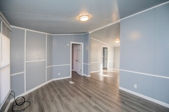 17707 Bittersweet Rd in Gravette, AR - Building Photo - Building Photo