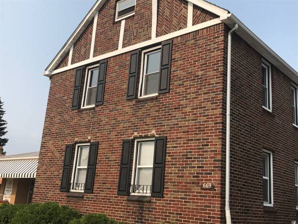 669 Englewood Avenue, Unit #2 in Buffalo, NY - Foto de edificio - Building Photo