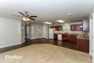 8409 Military Wy in Douglasville, GA - Building Photo - Building Photo