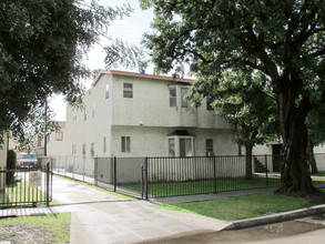 Westside Cloverdale in Los Angeles, CA - Building Photo - Building Photo