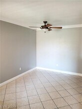 1150 N Buffalo Dr in Las Vegas, NV - Building Photo - Building Photo