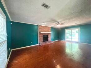 7849 Meadow Trail Dr in Memphis, TN - Building Photo - Building Photo