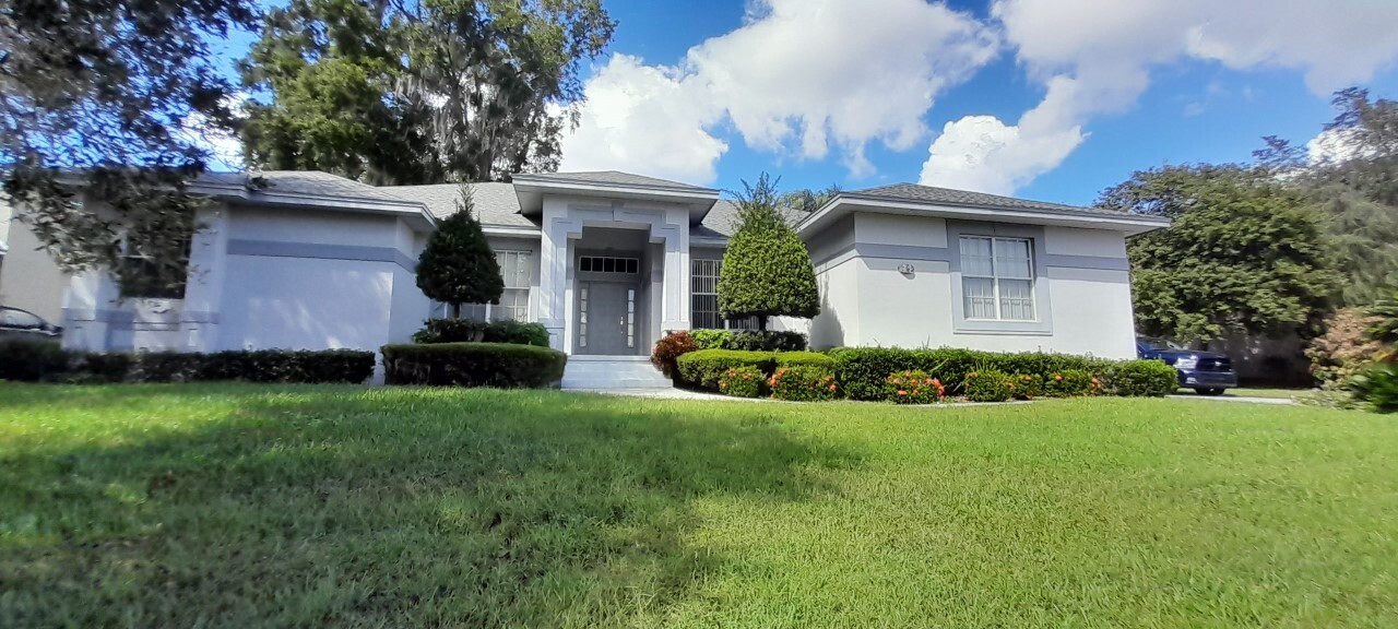 2182 Longleaf Cir in Lakeland, FL - Building Photo