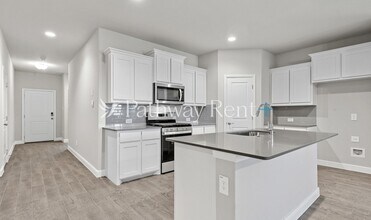 1729 Reverie Rd in Burleson, TX - Building Photo - Building Photo