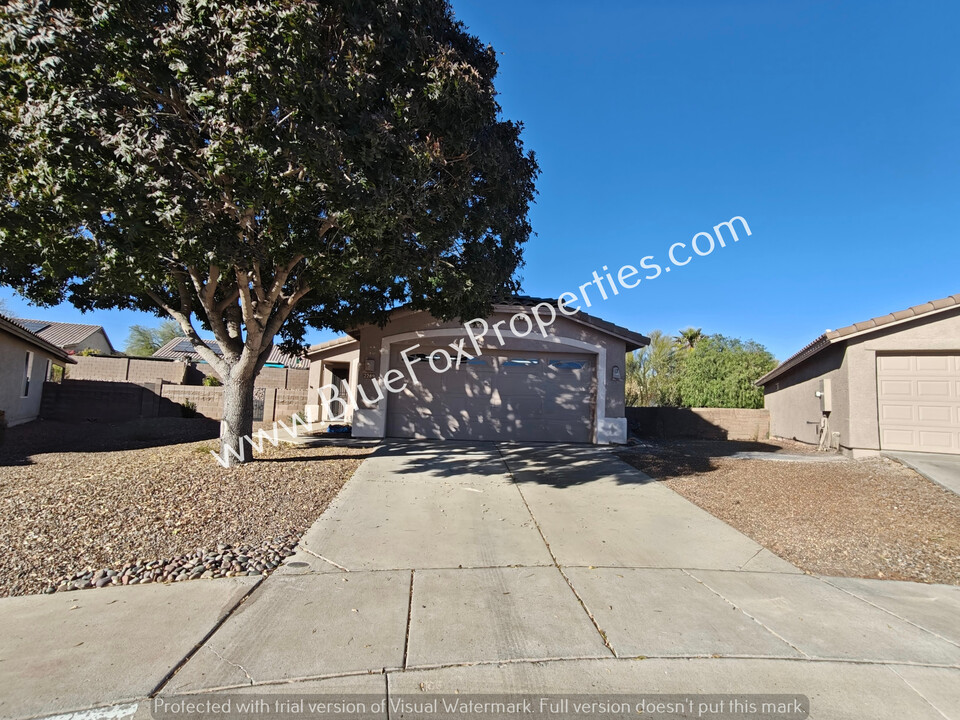 2289 W Enchantment Pl in Tucson, AZ - Building Photo