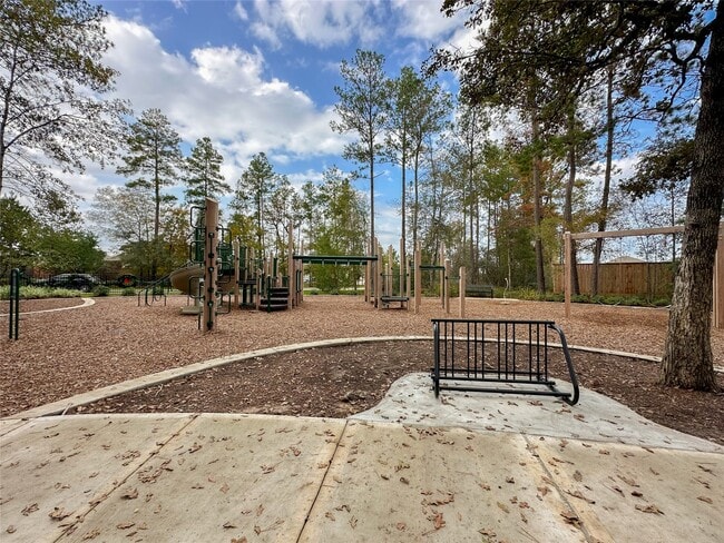 property at 1444 Las Cuevas Dr