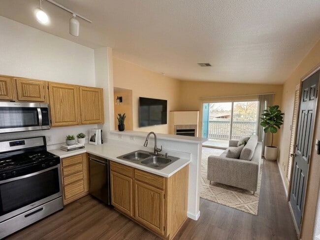 property at 3712 Cactus Creek Ct