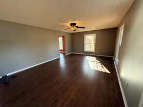 151 Cherokee Dr in Martin, TN - Building Photo - Building Photo