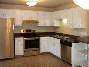 Southbrook Apartments in Manitowoc, WI - Building Photo - Building Photo